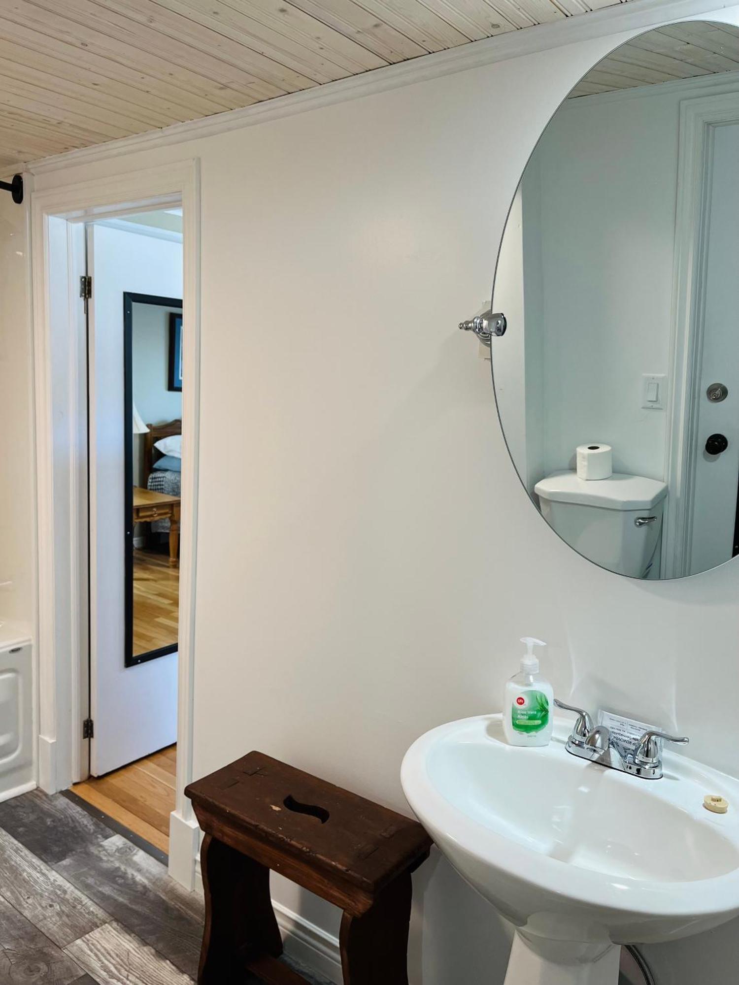 Toulinguet Inn - Suites Туилингейт Екстериор снимка